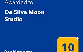 De Silva Moon Studio